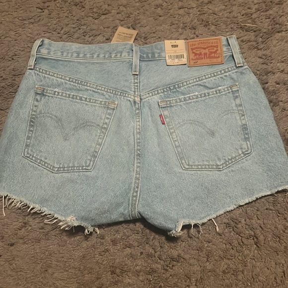 NWT Levis 501 jean shorts - Picture 2 of 2